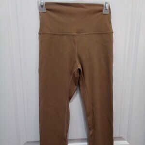 HeyNuts Essential High Waisted yoga leggings Size Small #0529